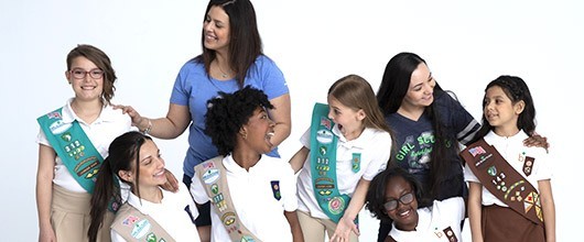 Volunteer with Girl Scouts! Volunteer with Girl Scouts!